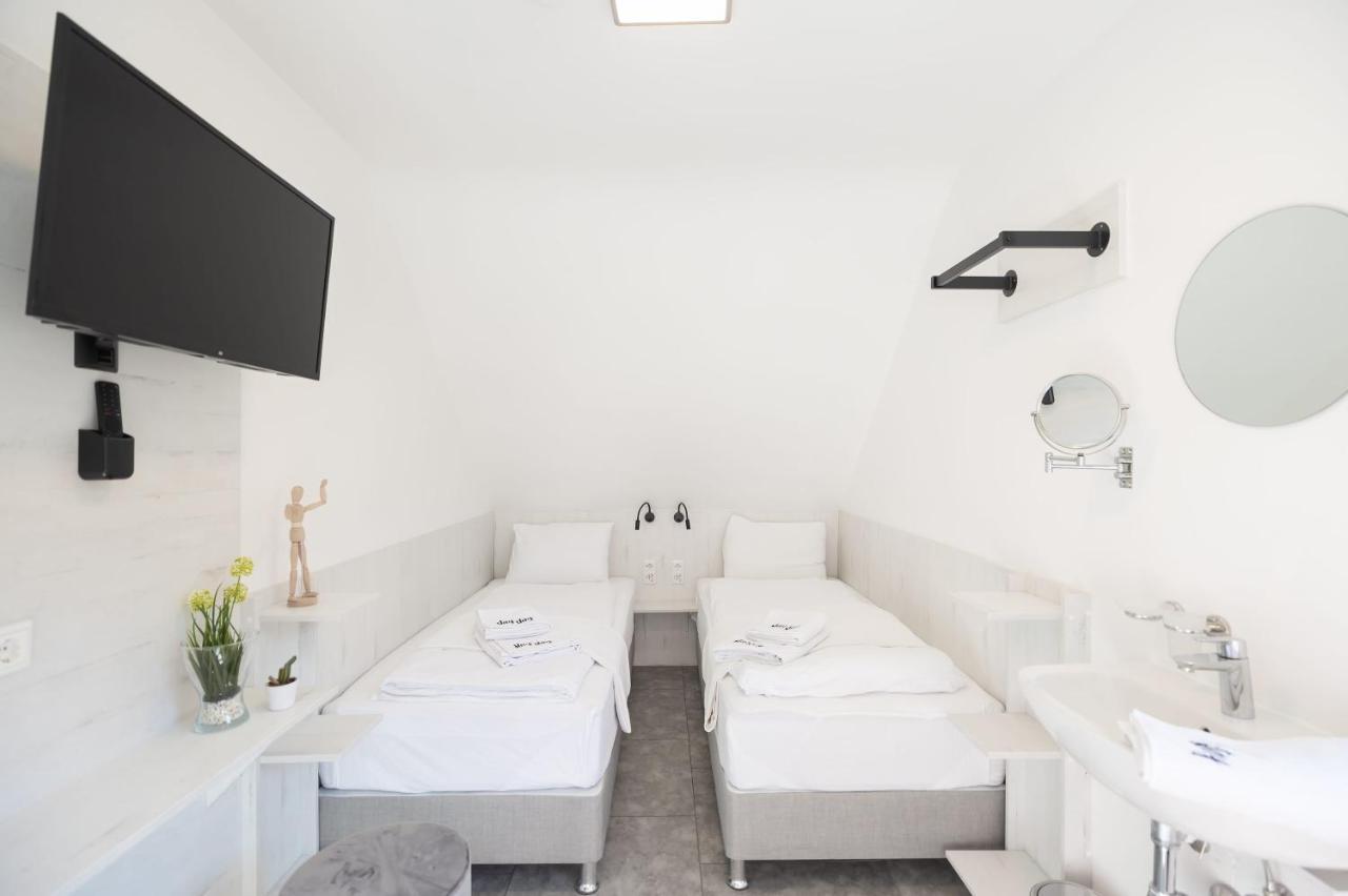 Staystay Guesthouse I 24 Hours Check-In Нюрнберг Экстерьер фото